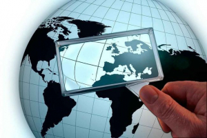 Že v geografii sa nazýva šírka a zemepisná dĺžka? Že v geografii sa nazýva šírka a zemepisná dĺžka?