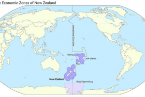 Pohyb zeme okolo svojej osi je koncepcia, dôsledok a dôvody
